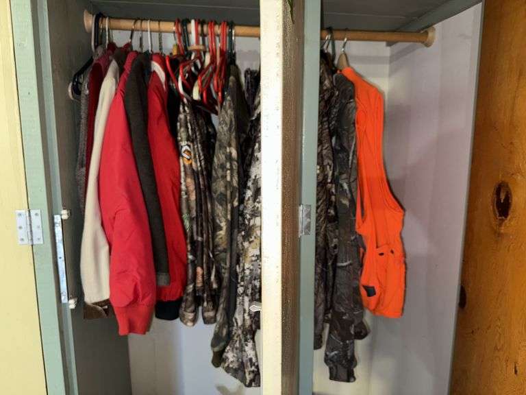 Mens camo apparel, Scentlock pants, Sitka zip hoodie, Gamehide and other jackets most L, XL image