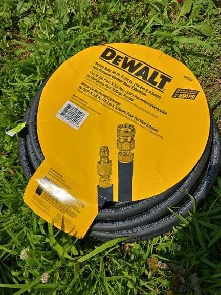 DeWalt heavy duty 50’ x 3/8” gas pressure washer hose,new image