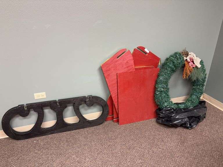 Wood Santa sled-unassembled? wreath image