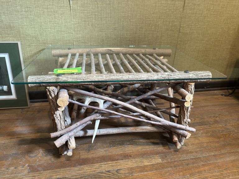 20x28x14H tree table with glass top image