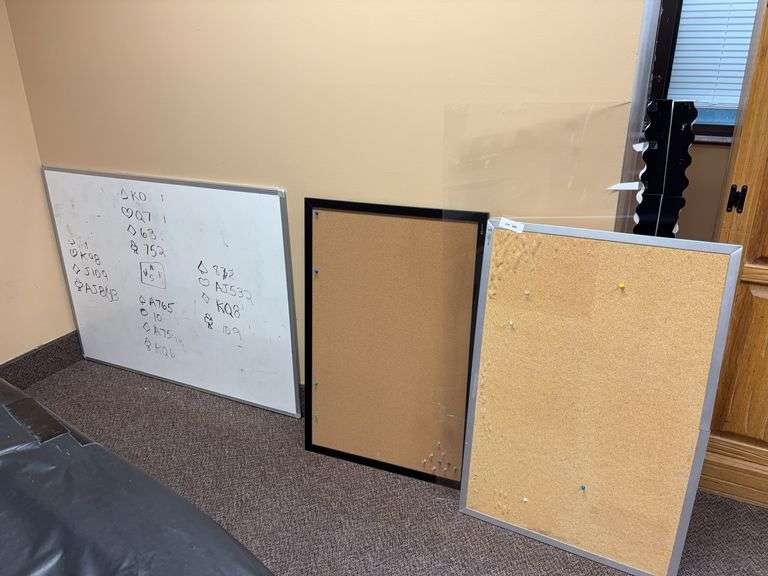 White board, cork boards, piece of plexiglass image