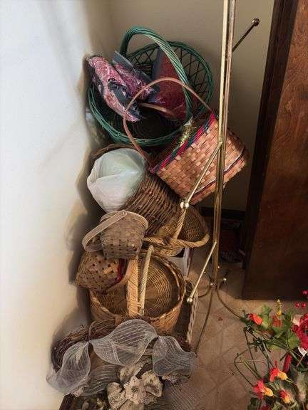 Lotsa baskets, a basket hanger and a wreath