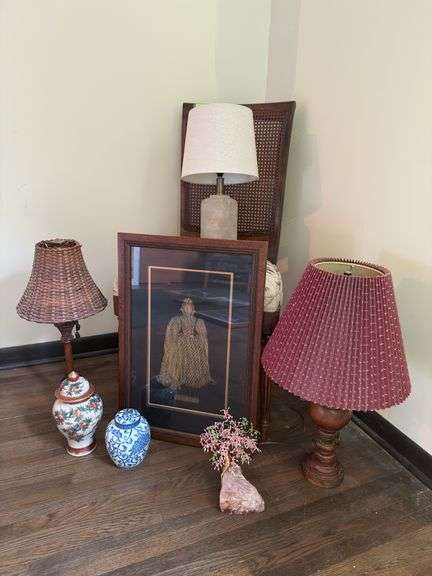 Dining chair, three table lamps, two urns and a brass rubbing image