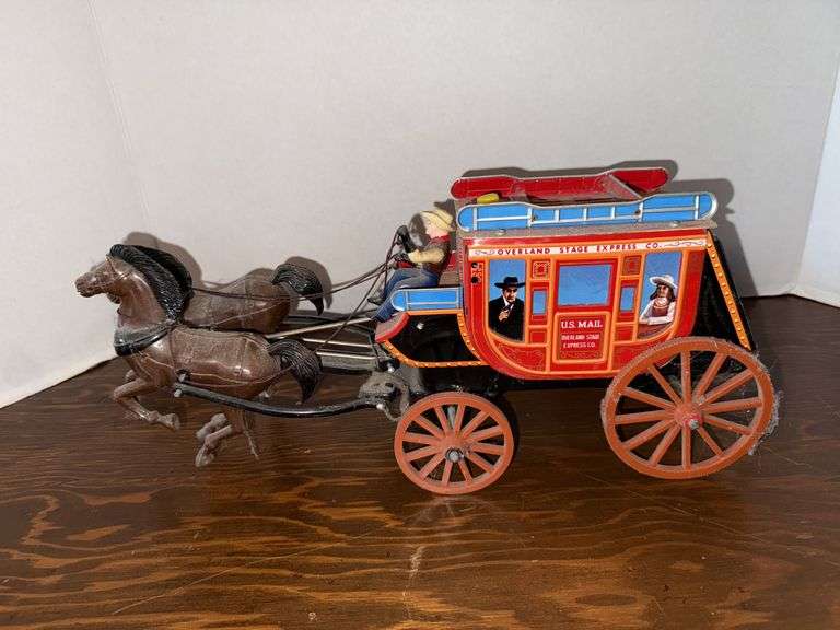 Battery operated stagecoach and horses image