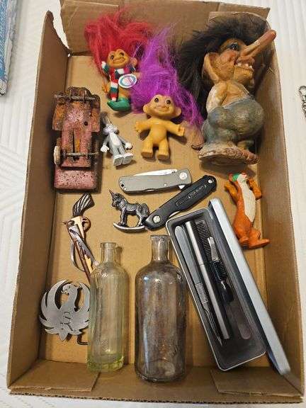 Trolls, Knifes - SOG, old Bottles image