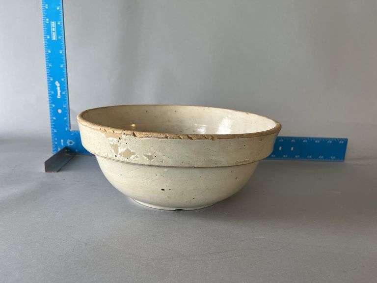 Red Wing Stoneware 11" stoneware bowl image