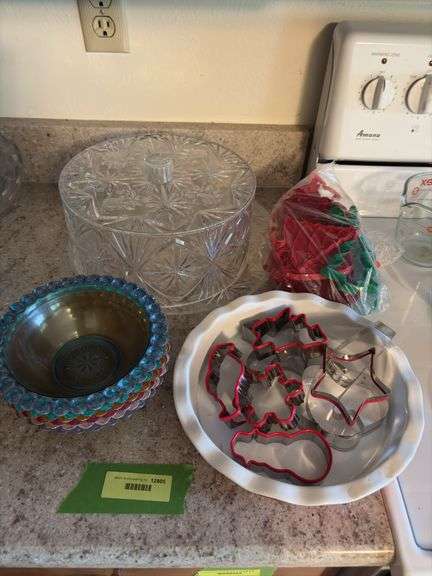 Bialetti pie plate, cookie cutters, candlewick style bowls (plastic) and covered cake carrier (plastic) image