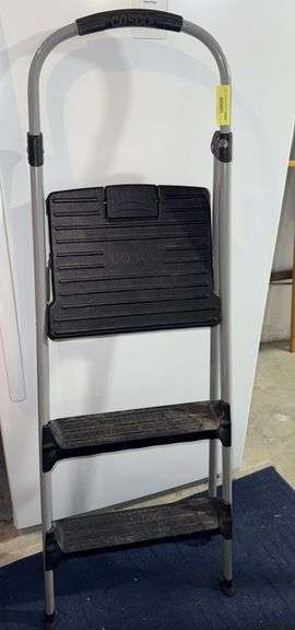 Cosco folding 3 step painters ladder image