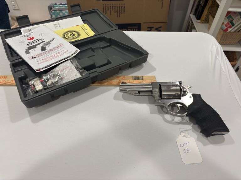 Sturm Ruger & Co. revolver model Red Hawk, S#503-80766 .41 mag with hard case image