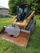 Cat 229D XHP track skidloader, NOT RUNNING!! 78" smooth bucket, serial number DJJST00813, mechanic said 5700 hrs, this machine has a wiring issue. 4 suitcase weights on rear We are not sure of hrs or specific issue, you are buying AS-IS. Period! WIRE TRANSFER REQUIRED