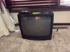 Sylvania gaming TV with remote Model SRT2219