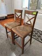 Pair 24" barstools