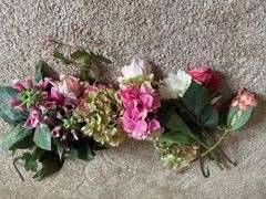 (2) 3.5’ tall table lamps and 18” tall umbrella stand with artificial flowers