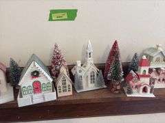 Cardboard houses, made to look like Putz houses