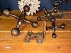 Six  pieces of modern decor