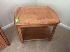 Oak lamp table 22 x 28