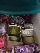 Four totes ribbon