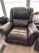 Recliner chair and storage box