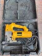 Dewalt Jig saw in black case