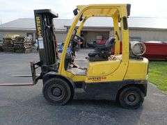 Hyster 50 Fortis model H50FT serial number L177V11481K, LP forklift, triple mast, side shift 9000 hrs, 42" forks. WIRE TRANSFER REQUIRED **We reserve use until loading is complete, possibly next day pick up. Please contact Auction Co after the close of auction to coordinate pick up**