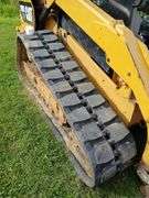 Cat 229D XHP track skidloader, NOT RUNNING!! 78" smooth bucket, serial number DJJST00813, mechanic said 5700 hrs, this machine has a wiring issue. 4 suitcase weights on rear We are not sure of hrs or specific issue, you are buying AS-IS. Period! WIRE TRANSFER REQUIRED