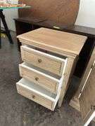 2 modern cabinets 12 x 24 and 15 x 20