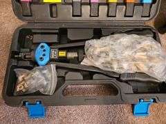 Hand Nut Riverter Tool in Case