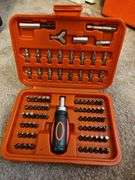 Skil Rechargeable 4v screwdriver with 42pc Set (New in Case), 90 Piece Bit Set with Reversible Ratchet (New)