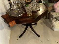 30" octagon Duncan Phyfe table w/ 2 drawers and leather top NO CONTENTS