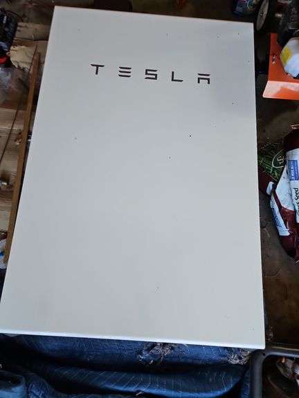 Tesla Powerwall, 30 x 45 image