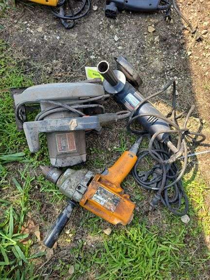 Skil saw 6.5” circular saw, B&D 1/2” drill and Skil 4.5” angle grinder image