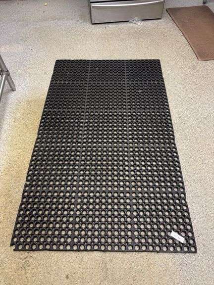 Floor mat 36x61 image