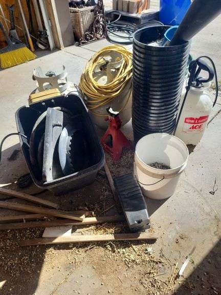 Propane, flower pots and sprayer image