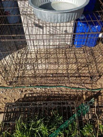 Cage 22x36x24 (we recommend wearing mask and gloves to remove this item) image