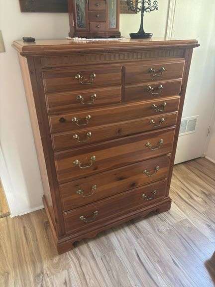 Six drawer chest of drawers 37 x 19 x 50 image