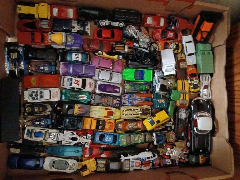 Matchbox style cars 75+/- image