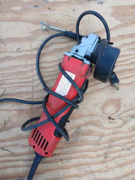 Milwaukee 4 1/2” sander/grinder 6153-20 image