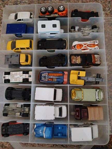 48 Matchbox size cars in carry case image