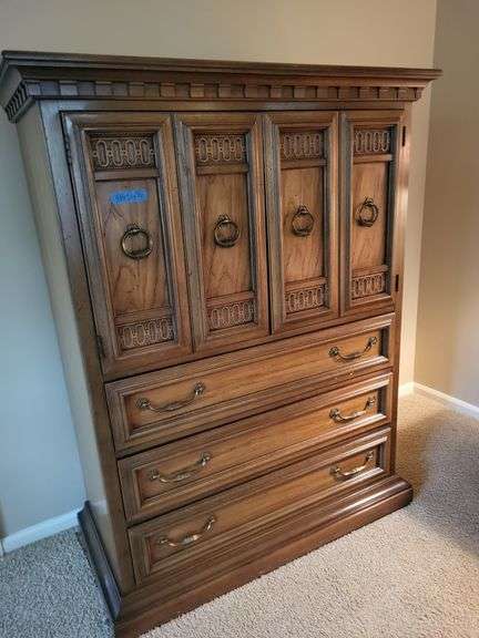 Dresser 43x21x56 image