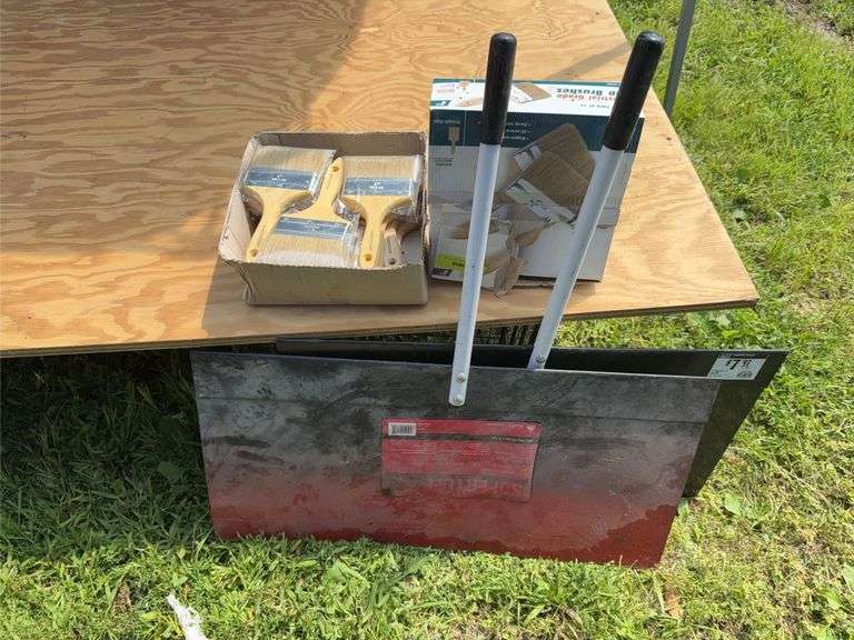 Paint shields and brushes image