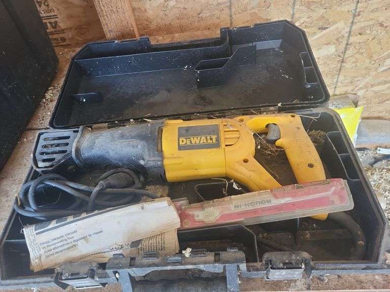 Reciprocating saw image
