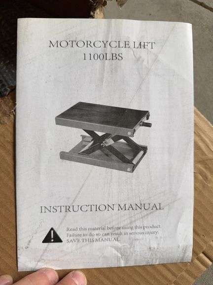 Pyle motorcycle lift model PLMOTJO NIB image