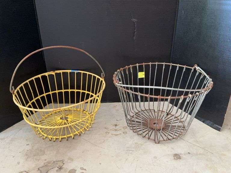 Two wire egg baskets image
