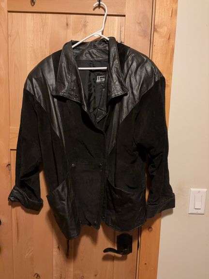 Black leather/suede ladies size M jacket image