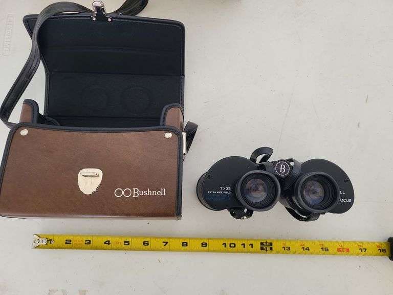 Bushnell binoculars in case image