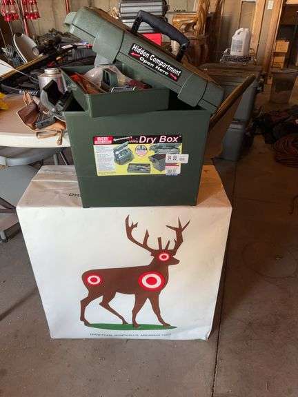 Target, Dry Box with gun cleaning items image