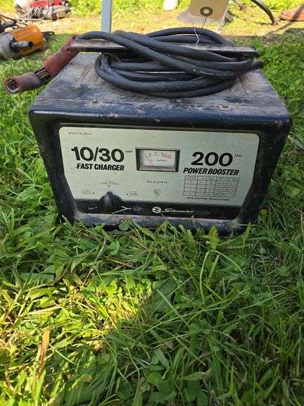 Schumacher 10/30 fast charger 200 power booster SE-200-30 image