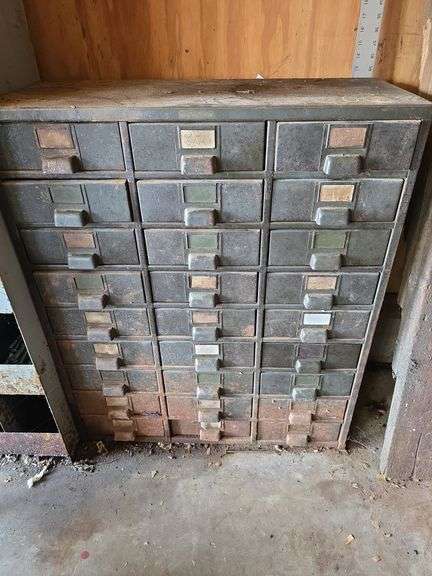5’ wood ramps and 27 drawer metal file 14x31x36 image