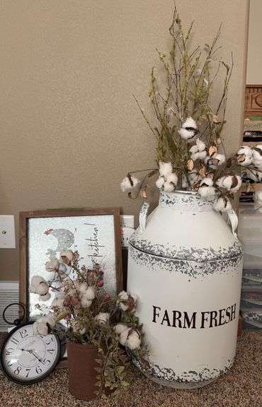 Decorator milk can and other decor items image