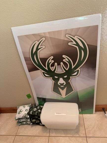 Milwaukee Bucks bag toss bags and poster image
